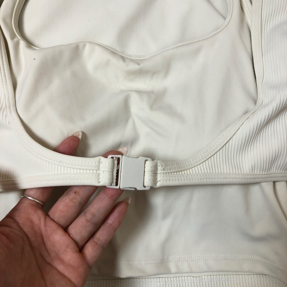 NEW Crop Top Workout Top Stretch Cutout Long Sleeve with Thumbholes - Picture 8 of 11